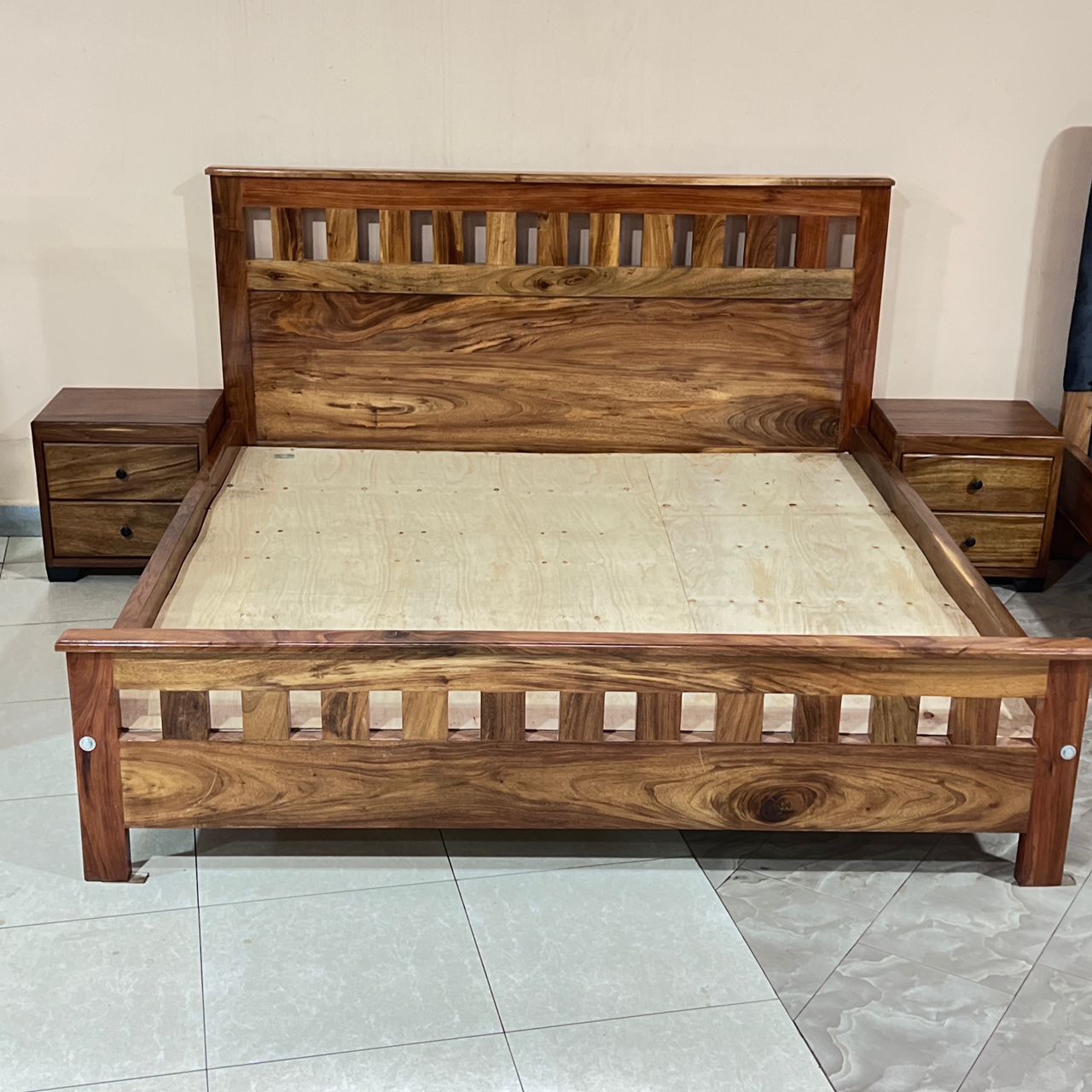 Mugavu 6x6 Bed plus Drawers