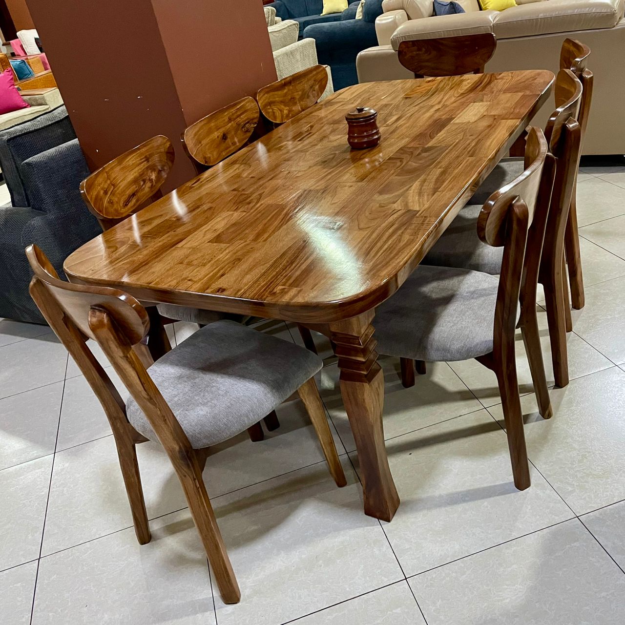 Dry Mugavu 8 Seater Dining