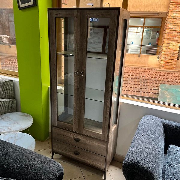 Simple CupBoard