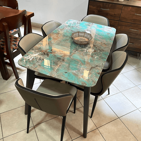 Timeless Classic Dinning (6 Seater)