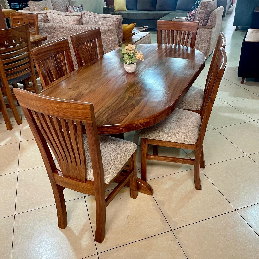 oval 6 Seater Dining