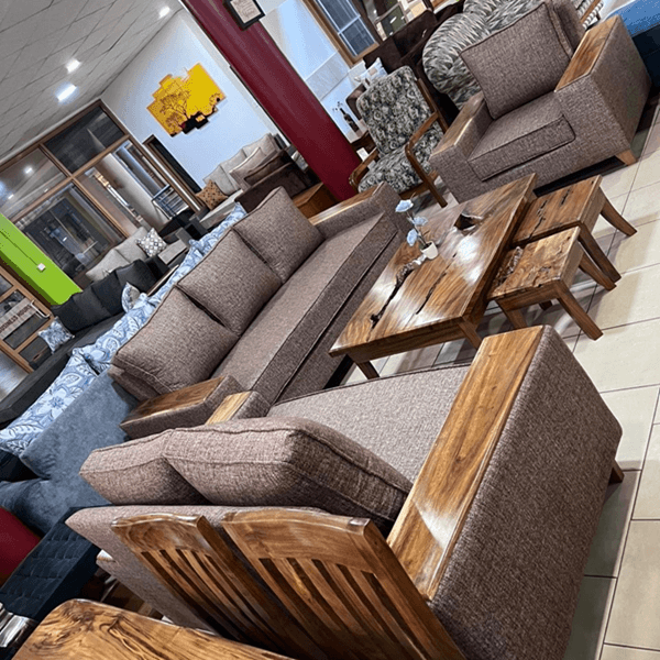 3,2,1 Sofa Set With Springs