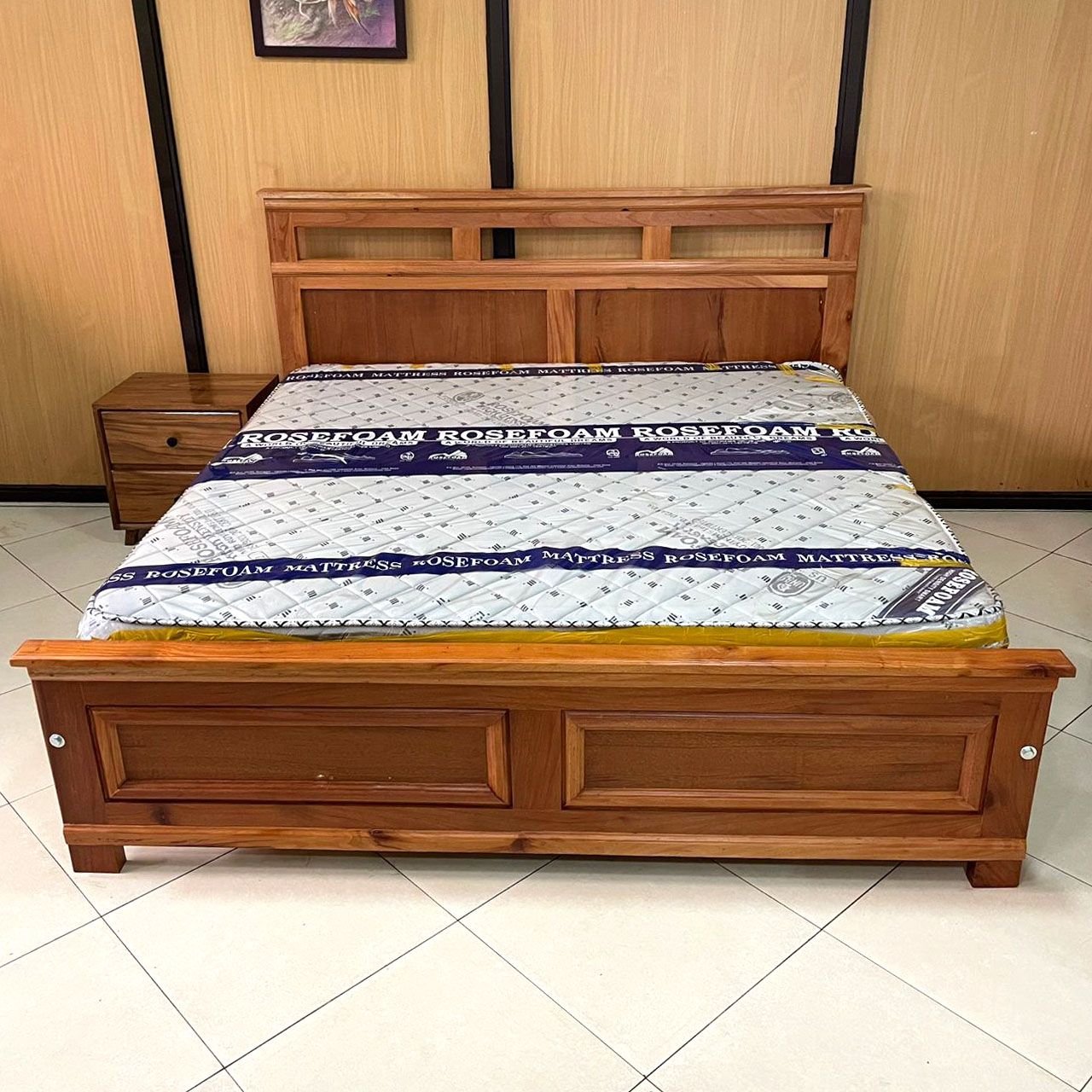 New Mahogany Bed, 6x6 size
