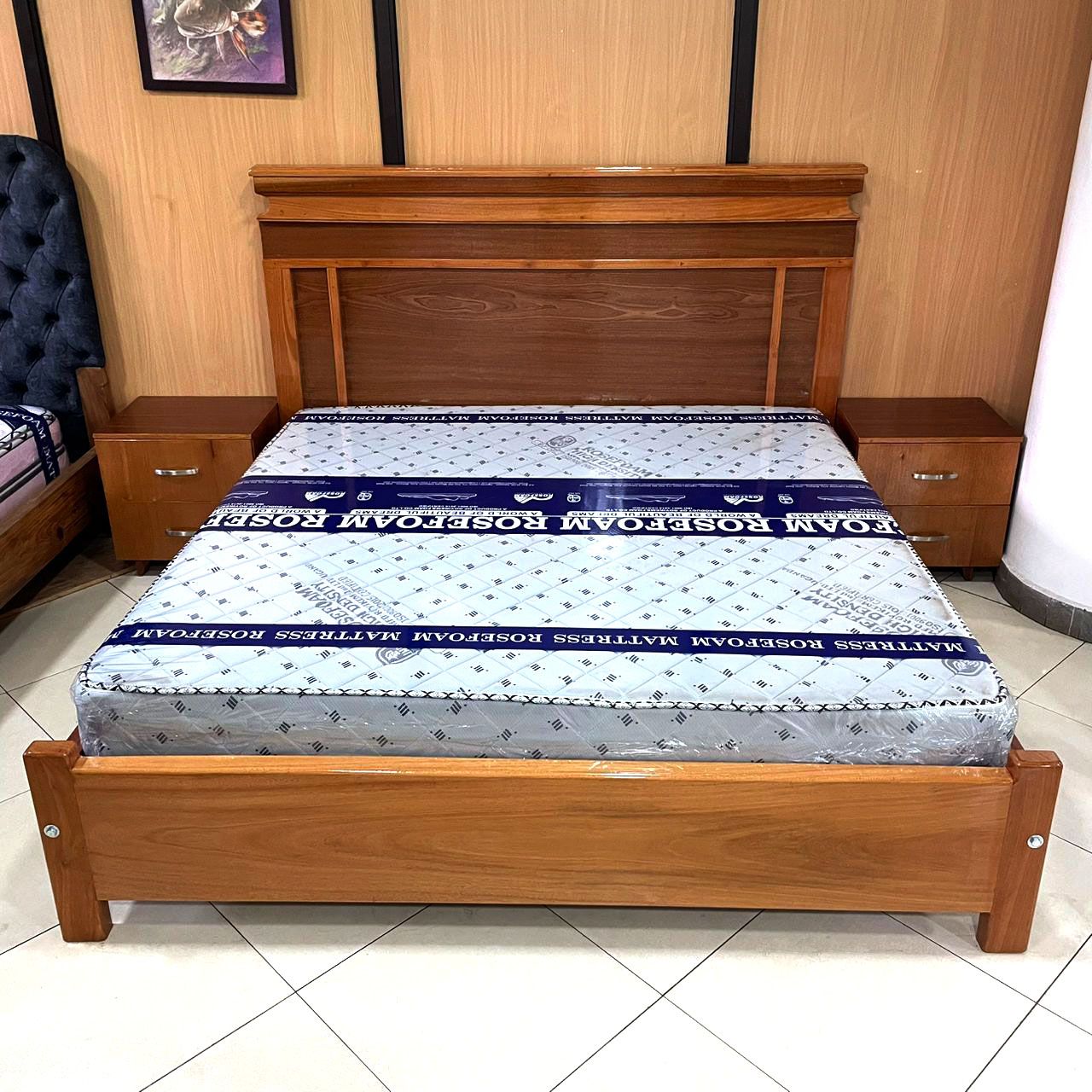 Mahogany Classic Bed, 6x6 size